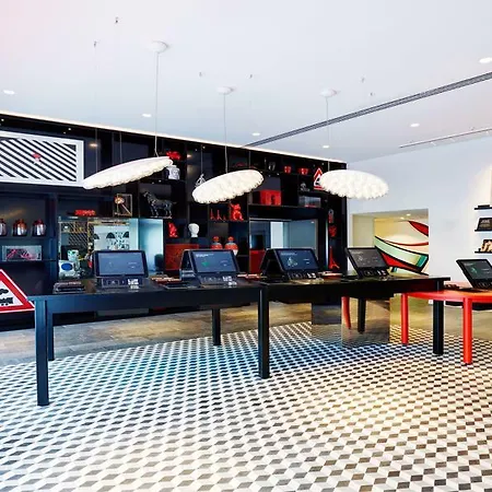 מלון Citizenm Gare De Lyon 4*
