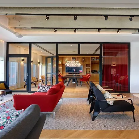 מלון Citizenm Gare De Lyon 4*