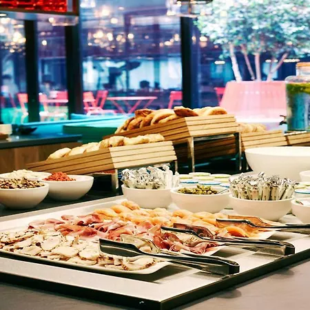 Hotel Citizenm Gare De Lyon 4*