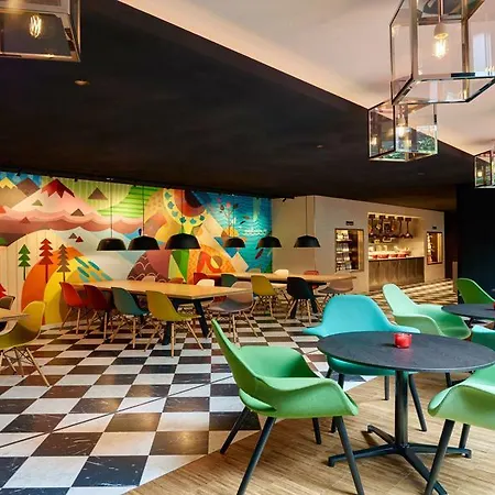 Hotel Citizenm Gare De Lyon 4*