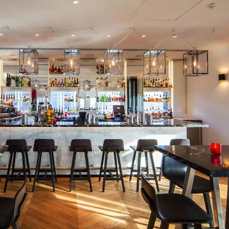 Hotel Citizenm Gare De Lyon 4*