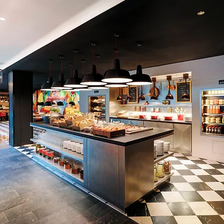 Hotel Citizenm Gare De Lyon 4*
